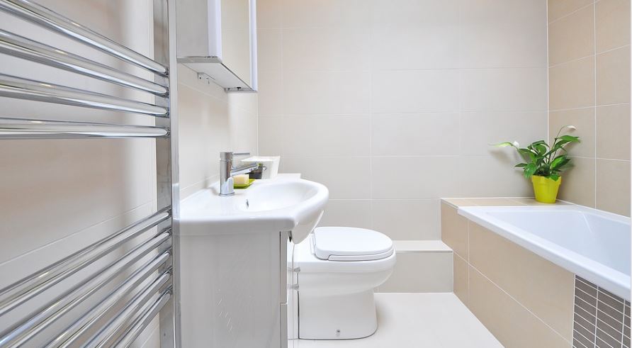 Should You Hire a Professional Bathroom Remodeling Company?